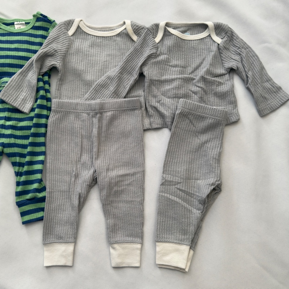Newborn Bundle - Picture 3 of 4